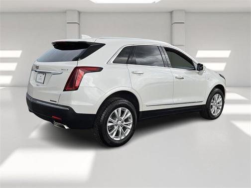2024 Cadillac XT5 Luxury