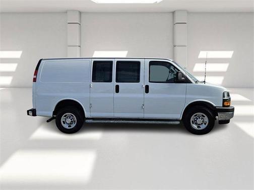 2022 Chevrolet Express 2500 Work Van