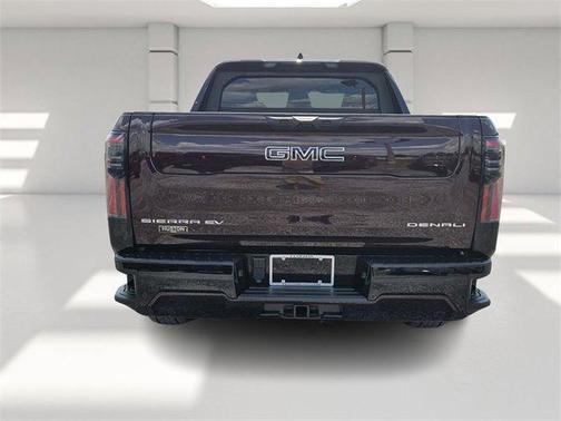 2025 GMC Sierra EV Denali