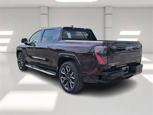 2025 GMC Sierra EV Denali