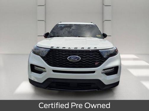 White Metallic 2023 Ford Explorer ST