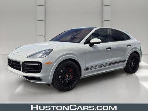 Chalk 2023 Porsche Cayenne GTS