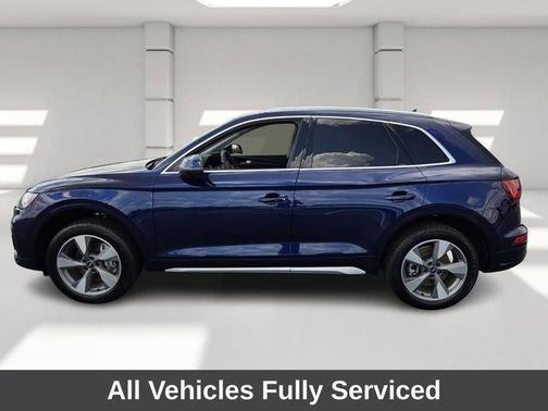 Navarra Blue Metallic 2023 Audi Q5 40 Premium Plus