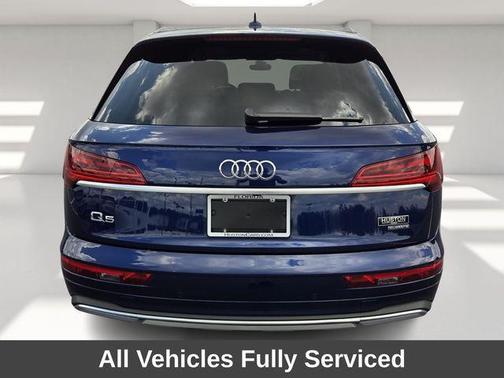 Navarra Blue Metallic 2023 Audi Q5 40 Premium Plus
