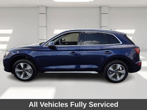 Navarra Blue Metallic 2023 Audi Q5 40 Premium Plus