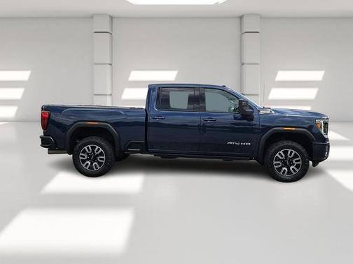 2022 GMC Sierra 2500 AT4