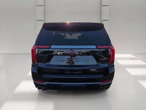 Onyx Black 2026 GMC Yukon XL AT4