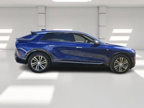 2024 Cadillac LYRIQ Luxury