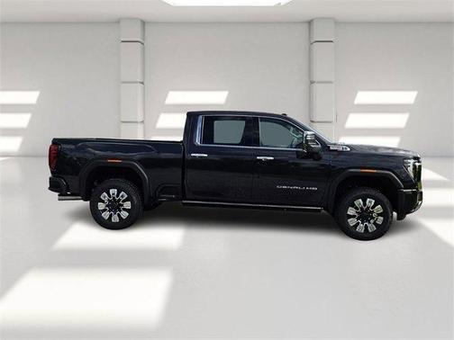 2025 GMC Sierra 3500 Denali