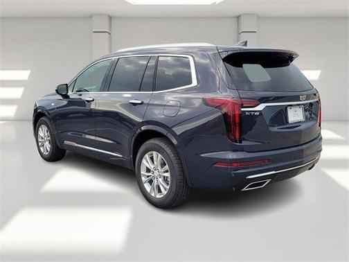 2025 Cadillac XT6 Luxury FWD