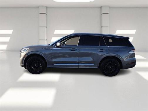 2022 Lincoln Aviator Reserve AWD
