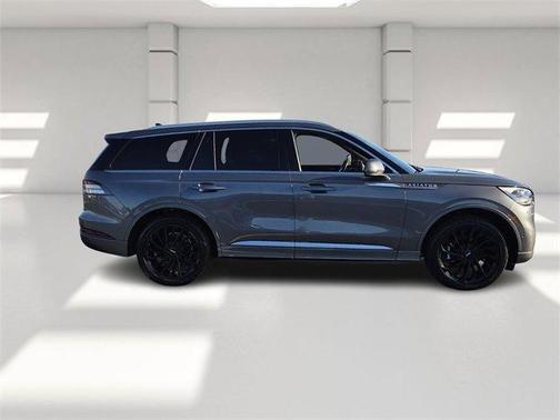 2022 Lincoln Aviator Reserve AWD