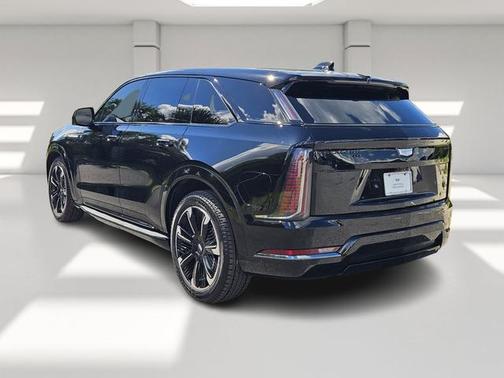 2025 Cadillac Escalade IQ Sport 2
