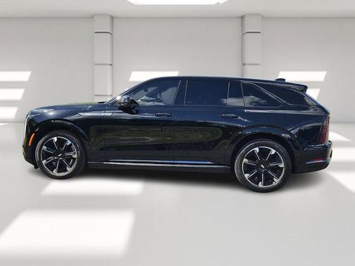 2025 Cadillac Escalade IQ Sport 2