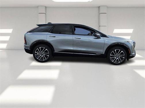 2025 Cadillac OPTIQ Sport