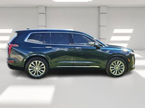 2024 Cadillac XT6 Premium Luxury FWD