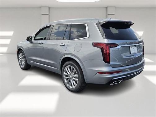 2025 Cadillac XT6 Premium Luxury FWD