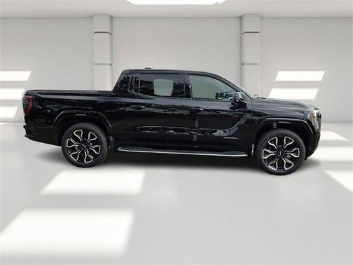2025 GMC Sierra EV Denali