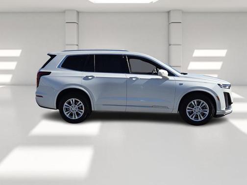 2024 Cadillac XT6 Luxury AWD