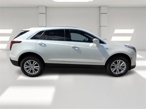 2025 Cadillac XT5 Luxury