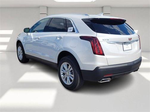 2025 Cadillac XT5 Luxury