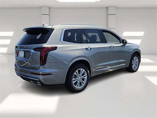 2025 Cadillac XT6 Luxury FWD