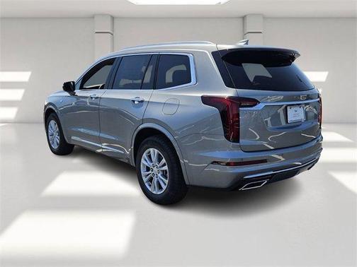 2025 Cadillac XT6 Luxury FWD