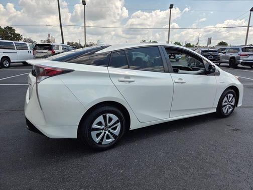 2016 Toyota Prius Four
