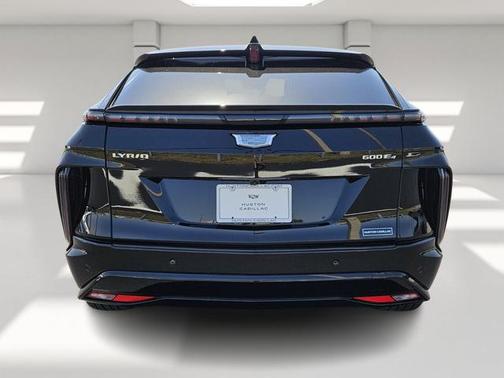 2025 Cadillac LYRIQ Sport