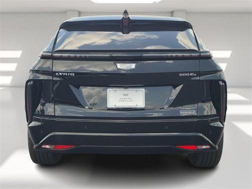 2025 Cadillac LYRIQ Sport
