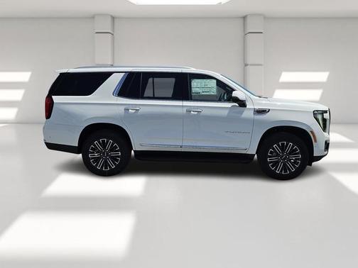 2025 GMC Yukon Elevation
