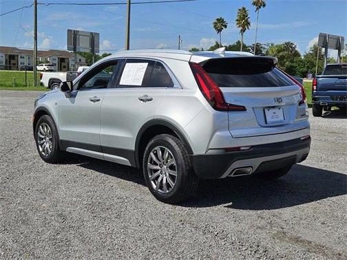 2021 Cadillac XT4 Premium Luxury