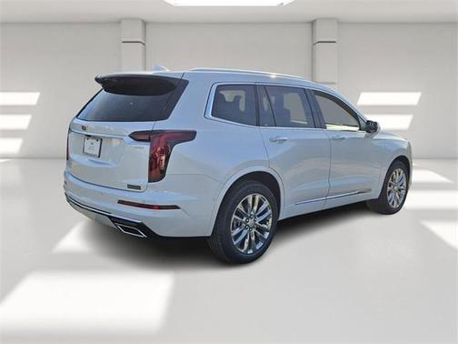 2025 Cadillac XT6 Premium Luxury FWD