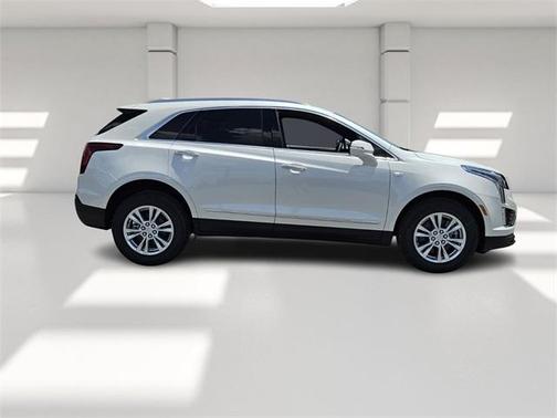 2025 Cadillac XT5 Luxury