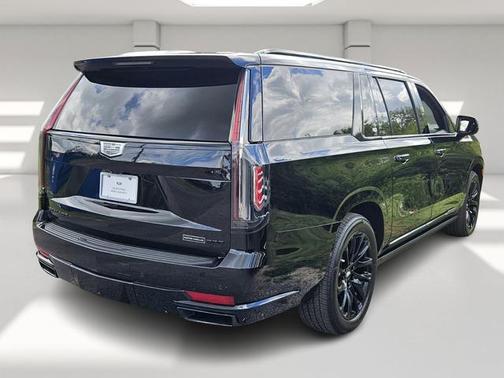 2024 Cadillac Escalade ESV Sport Platinum