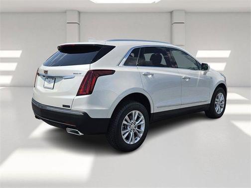 2025 Cadillac XT5 Luxury