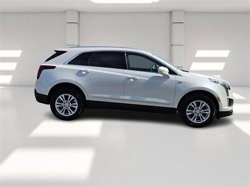 2025 Cadillac XT5 Luxury
