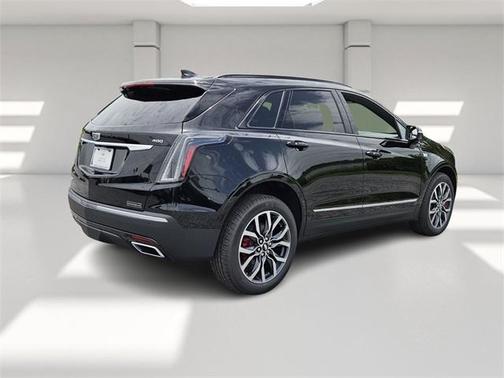 2025 Cadillac XT5 Sport