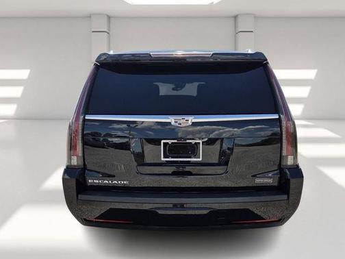 2018 Cadillac Escalade ESV Platinum