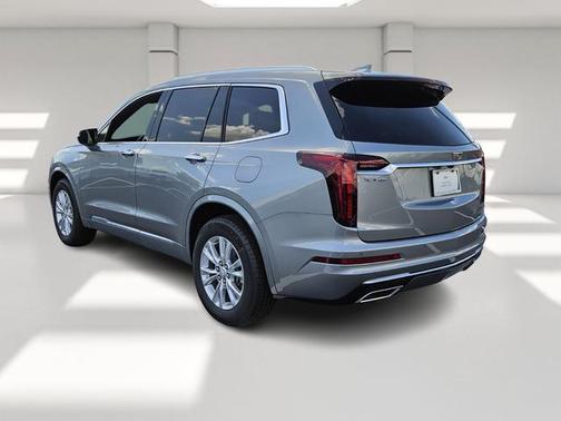 2025 Cadillac XT6 Luxury FWD