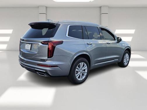 2025 Cadillac XT6 Luxury FWD