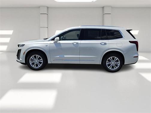 2025 Cadillac XT6 Luxury FWD