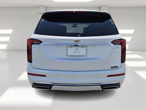 2025 Cadillac XT6 Luxury FWD