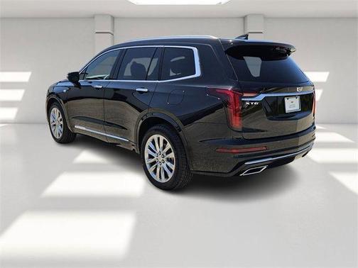 2024 Cadillac XT6 Premium Luxury FWD