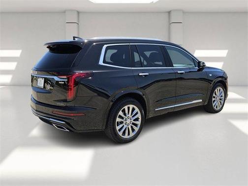 2024 Cadillac XT6 Premium Luxury FWD