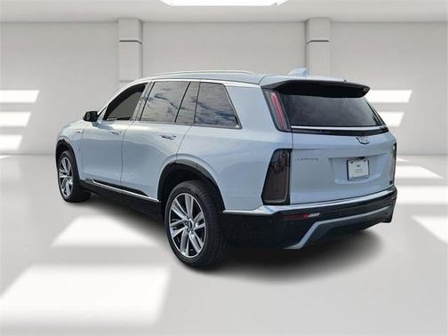 2026 Cadillac VISTIQ Luxury