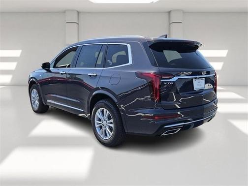 2025 Cadillac XT6 Luxury FWD