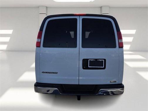 2017 Chevrolet Express 3500 LT