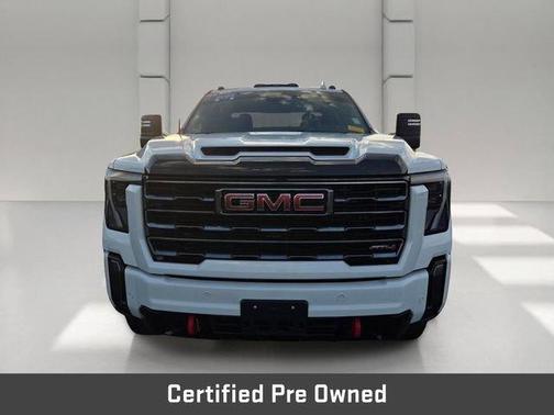 Summit White 2024 GMC Sierra 2500 AT4
