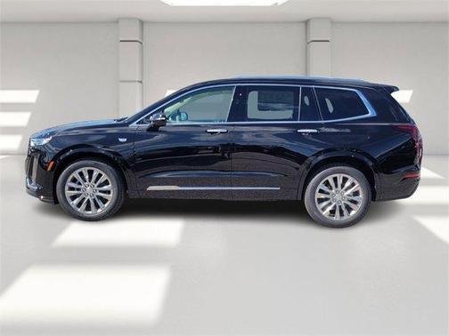 2025 Cadillac XT6 Premium Luxury FWD